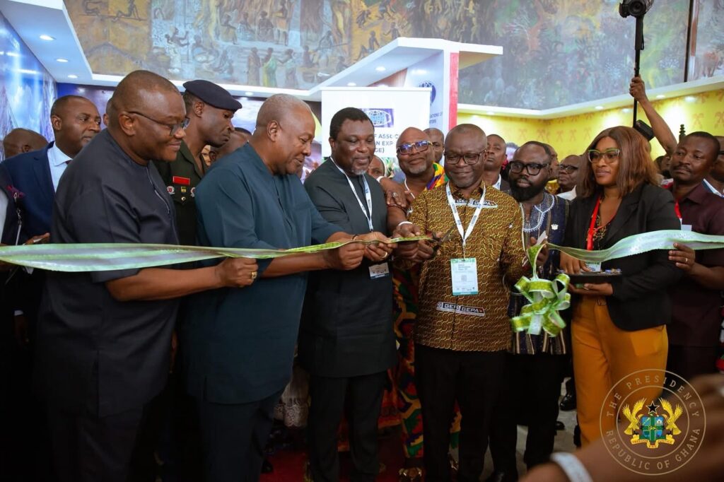 President John Dramani Mahama cuts the sod alongside key dignitaries at the Ghana Horticulture Expo 2025 to mark the launch of new agricultural initiatives.